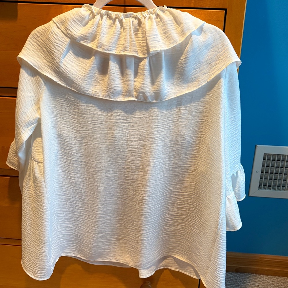 Ivory Ruffle Blouse - Picture 6 of 7